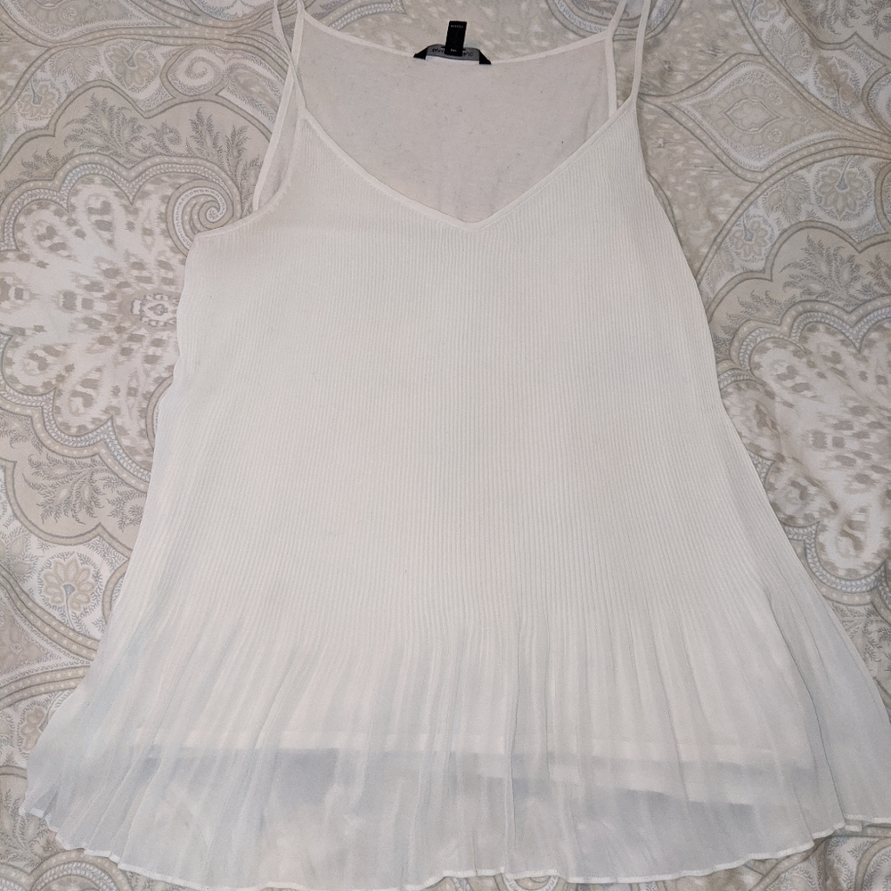 Banana Republic - Crepe Pleated Cami - Sz M